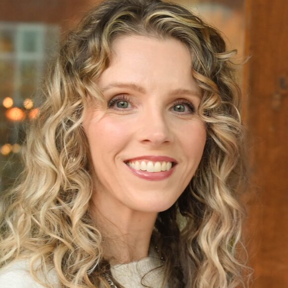 Meet your Posher, Wendy - Picture 1 of 1